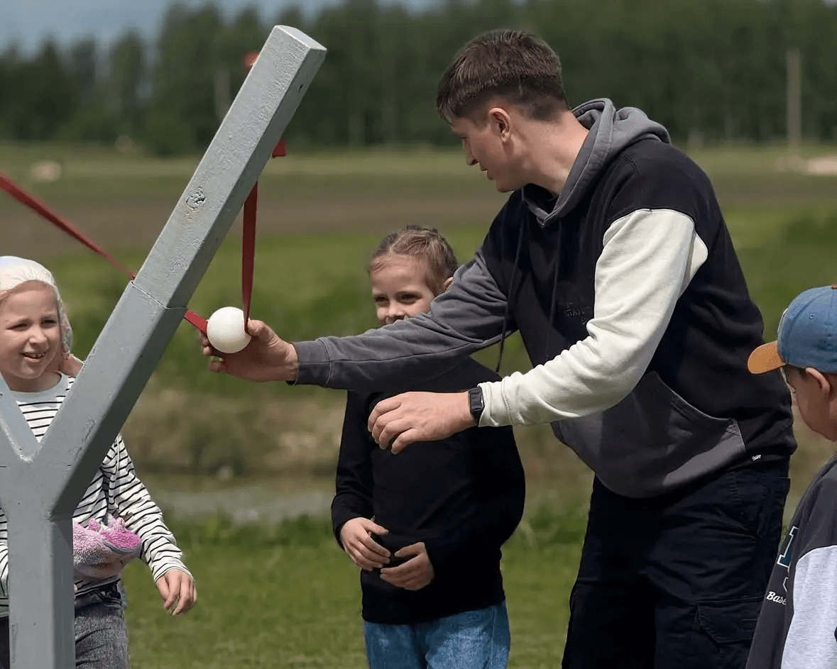 indev-team4.png indev-team4.png